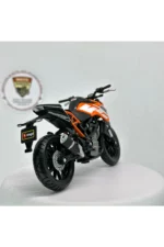 KTM Duke 250 1:18 Diecast Metal Model Motosiklet – Lisanslı Maisto - Görsel 3