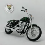 Harley Davidson 2013 XL 1200V Seventy-Two - 1:12 Maisto