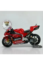 Ducati Desmosedici GP 2022 Maket Motor - 1:18 Maisto Bagnaia - Görsel 5