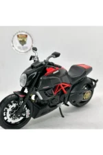 Ducati XDiavel Carbon Maket Motor - 1:12 Maisto Diecast - Görsel 6