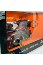 Harley Dav. 2021 CVO Tri Glide 1:12 Diecast Motosiklet Model Lisanslı - Görsel 3