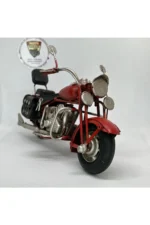 El Yapımı Kırmızı Chopper/Cruiser Metal Motosiklet Biblosu – Siyah Yan Çantalı & Sissy Barlı