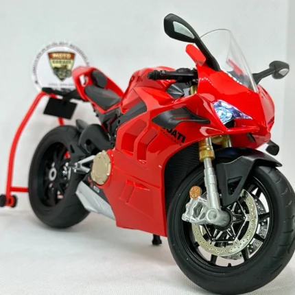 Ducati Panigale V4 Maket - 1:9 Işıklı Diecast Superbike