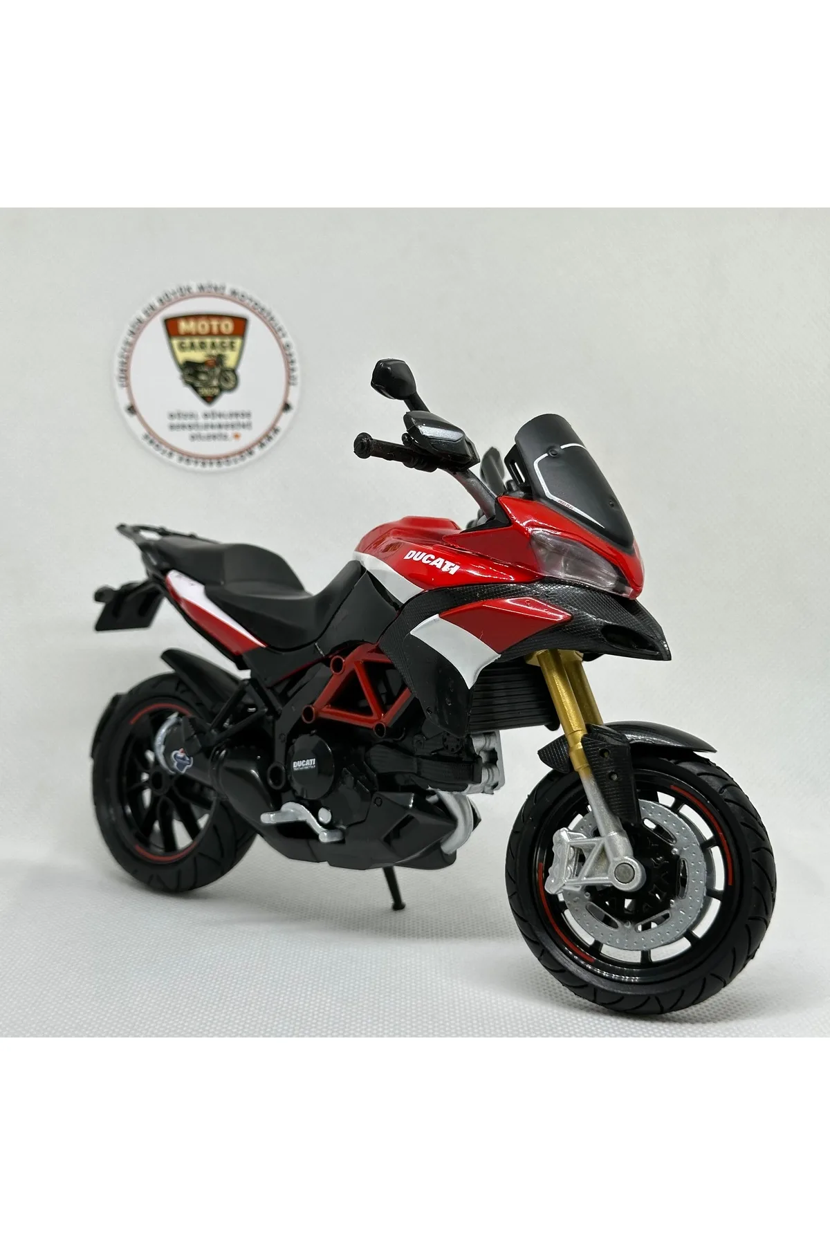 1_org_zoom-76.jpg Ducati Multistrada 1200 S Pikes Peak Maket Motor - 1:12 Maisto