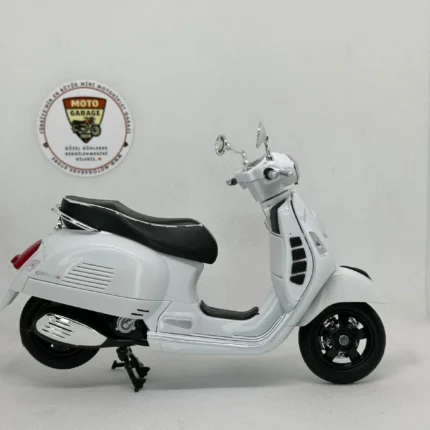 Vespa GTS 300 1:12 Diecast Model – Lisanslı Metal Maket Motosiklet - görsel 2