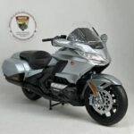 Honda Goldwing Gri