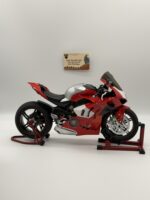 Ducati Panigale V4R 1:6 Diecast Model Işıklı Sesli Dumanlı - görsel 2