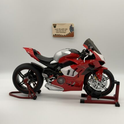 Ducati Panigale V4R 1:6 Diecast Model Işıklı Sesli Dumanlı - görsel 2