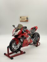 Ducati Panigale V4R 1:6 Diecast Model Işıklı Sesli Dumanlı - görsel 6