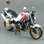 Honda CB1300 F Maket - 1:12 Premium Serisi