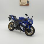 Yamaha YZF-R1 1:10 Diecast Motosiklet Model