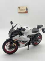 Suzuki GSX-R1000 Maket - 1:9 Büyük Ölçek Işıklı Beyaz - Görsel 6