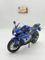 Suzuki GSX-R1000 Maket - 1:9 Ölçek Işıklı Lacivert Model - Görsel 6