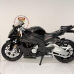 BMW S1000RR 1:12 Ölçek Siyah Diecast Motosiklet Model – Lisanslı Metal Maket & Koleksiyonluk Oyuncak - Görsel 5