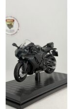Yamaha YZF-R1 Siyah 1:18 Ölçek Orijinal Lisanslı Diecast Model Motosiklet - Görsel 6