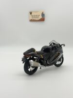 Suzuki Hayabusa 1:12 Diecast Motosiklet – Siyah Gold Detaylı Koleksiyon - görsel 3