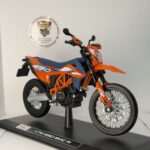 KTM 690 SMC R - 1:18 Ölçek (12cm) Kutulu Diecast Motosiklet Modeli