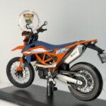 KTM 690 SMC R - 1:18 Ölçek (12cm) Kutulu Diecast Motosiklet Modeli - Görsel 4
