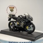 Siyah Yarış Motosikleti - 1:18 Ölçek (12cm) Kutulu Standlı Diecast Model