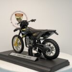 Siyah Enduro Cross - 1:18 Ölçek (12cm) Kutulu Standlı Diecast Motosiklet Modeli - Görsel 4