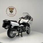 BMW R1250 RT - 1:18 Ölçek (12cm) Kutulu Standlı Diecast Model (Beyaz) - Görsel 3
