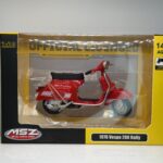 1976 Vespa 200 Rally - 1:18 Ölçek (12cm) Kutulu Standlı Diecast Model (Kırmızı) - Görsel 8