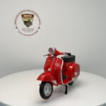 1976 Vespa 200 Rally - 1:18 Ölçek (12cm) Kutulu Standlı Diecast Model (Kırmızı) - Görsel 6