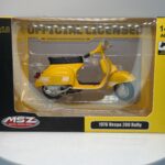 1976 Vespa 200 Rally - 1:18 Ölçek (12cm) Kutulu Standlı Diecast Model (Sarı) - Görsel 8