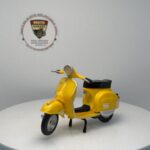 1976 Vespa 200 Rally - 1:18 Ölçek (12cm) Kutulu Standlı Diecast Model (Sarı) - Görsel 6
