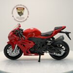 Suzuki GSX-R1000 - 1:18 Ölçek (12cm) Kutulu Diecast Model (Kırmızı) - Görsel 5