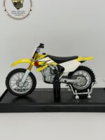 Suzuki RM-Z 250 Cross Motor Diecast Model Motosiklet 1:18 Kutulu - Görsel 5