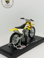 Suzuki RM-Z 250 Cross Motor Diecast Model Motosiklet 1:18 Kutulu - Görsel 3