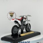 Honda XR400R Enduro 1:18 Ölçek Stantlı Diecast Maket - Görsel 3