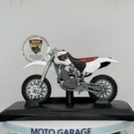 Honda XR400R Enduro 1:18 Ölçek Stantlı Diecast Maket - Görsel 5