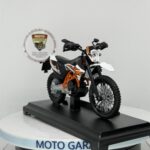 KTM 690 Enduro R 1:18 Ölçek Lisanslı Diecast Maket Motosiklet