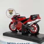 Honda NSR 250 1:18 Ölçek Lisanslı Diecast Metal Maket Motosiklet - Görsel 4