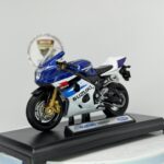 Suzuki GSX-R750 - 1:18 Ölçek (12cm) Kutulu Diecast Model - Görsel 6