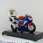Honda CBR 900RR FireBlade- 1:18 Ölçek Welly Diecast Model