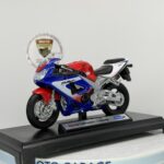 Honda CBR 900RR FireBlade- 1:18 Ölçek Welly Diecast Model - Görsel 6