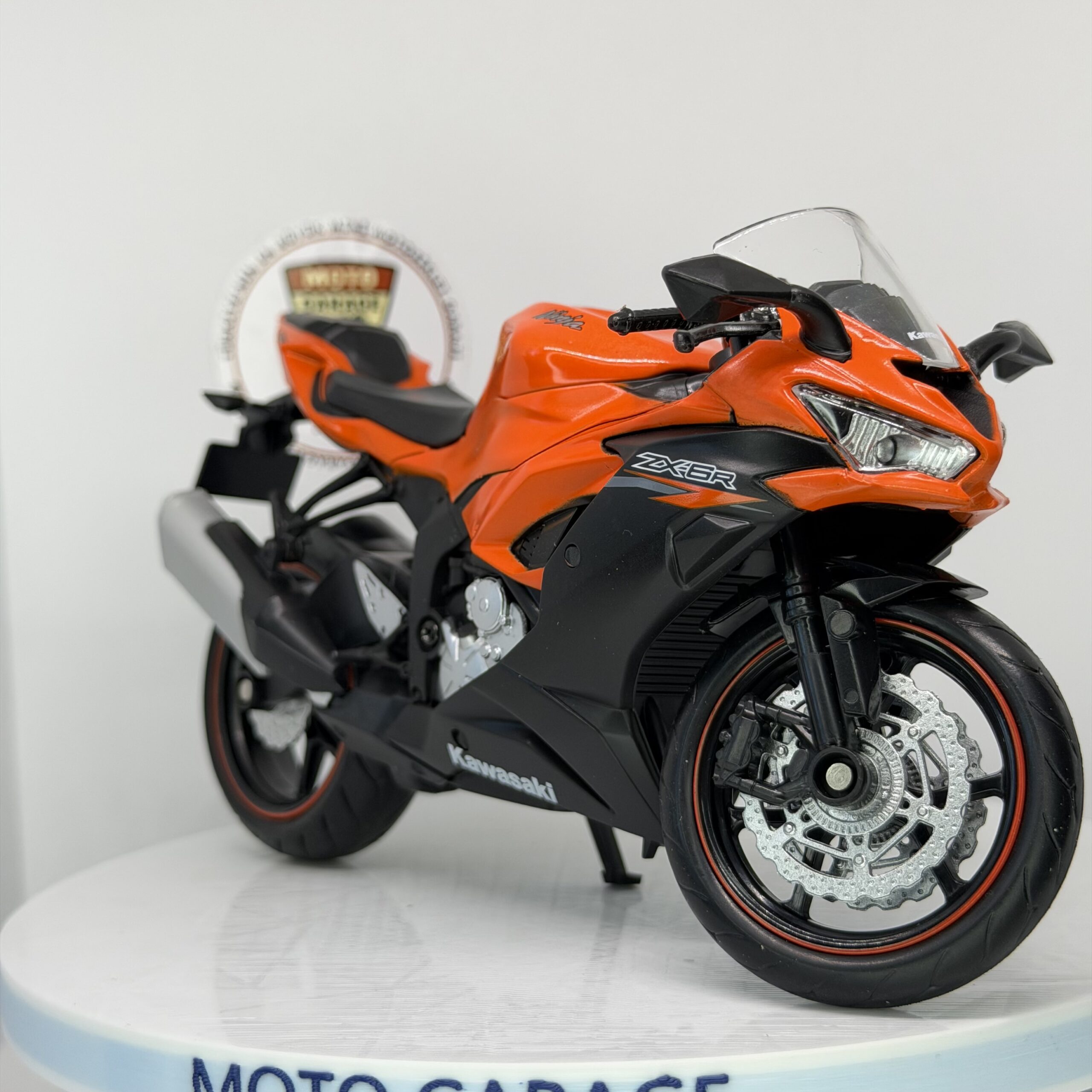 IMG_8067 Kawasaki Ninja ZX-6R 1:12 Turuncu Diecast Motosiklet Model
