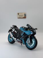 Yamaha YZF-R1M 1:9 Ölçek Diecast Motosiklet Model – Sesli & Işıklı