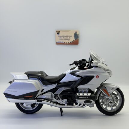 Honda Goldwing GL 1800 Diecast Motosiklet- 1:9(25 cm) Işıklı - görsel 2