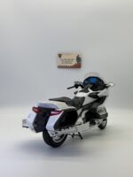 Honda Goldwing GL 1800 Diecast Motosiklet- 1:9(25 cm) Beyaz Touring Serisi çantasız seri - Görsel 3