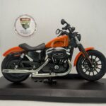 Harley Iron 883 Cruiser Chopper 1:12 Turuncu Diecast Motosiklet - Görsel 2