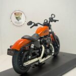 Harley Iron 883 Cruiser Chopper 1:12 Turuncu Diecast Motosiklet - Görsel 3
