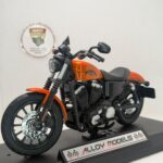 Harley Iron 883 Cruiser Chopper 1:12 Turuncu Diecast Motosiklet - Görsel 6