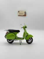 Yeşil Vespa PX125 1:10 Ölçek Diecast Model Scooter | Işıklı Sesli - Görsel 2