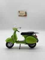 Yeşil Vespa PX125 1:10 Ölçek Diecast Model Scooter | Işıklı Sesli - Görsel 5
