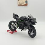 Kawasaki H2R Model Sesli ve Işıklı Motosiklet 1:10 Ölçek Siyah Sportbike