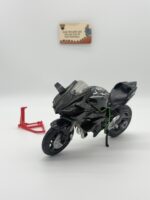 Kawasaki H2R Model Sesli ve Işıklı Motosiklet 1:10 Ölçek Siyah Sportbike - Görsel 6
